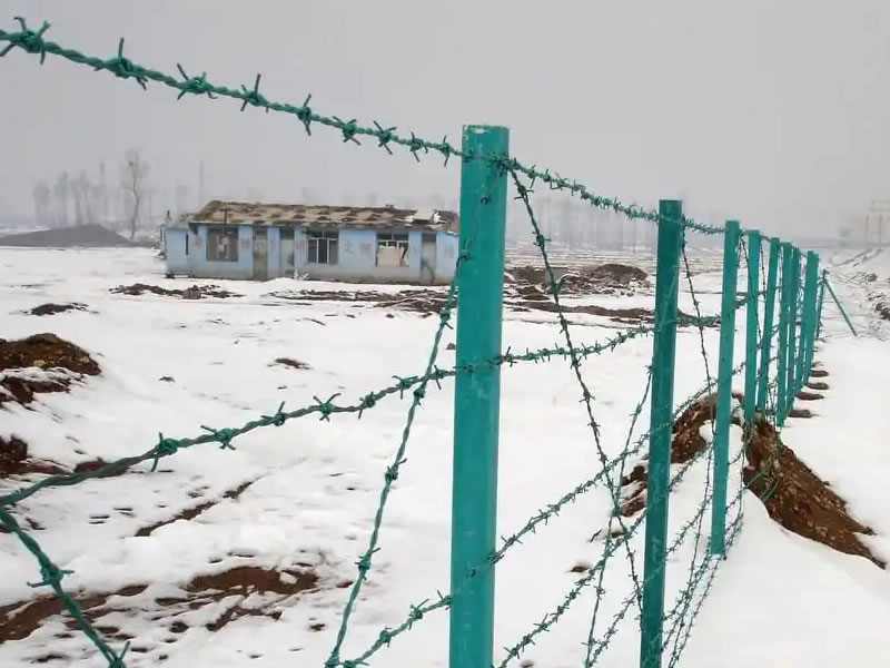 images/barbed-wire-fencing.jpg